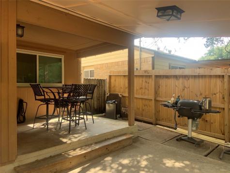 16618 Oxnard Lane Friendswood TX 77546