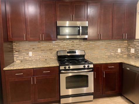 16618 Oxnard Lane Friendswood TX 77546
