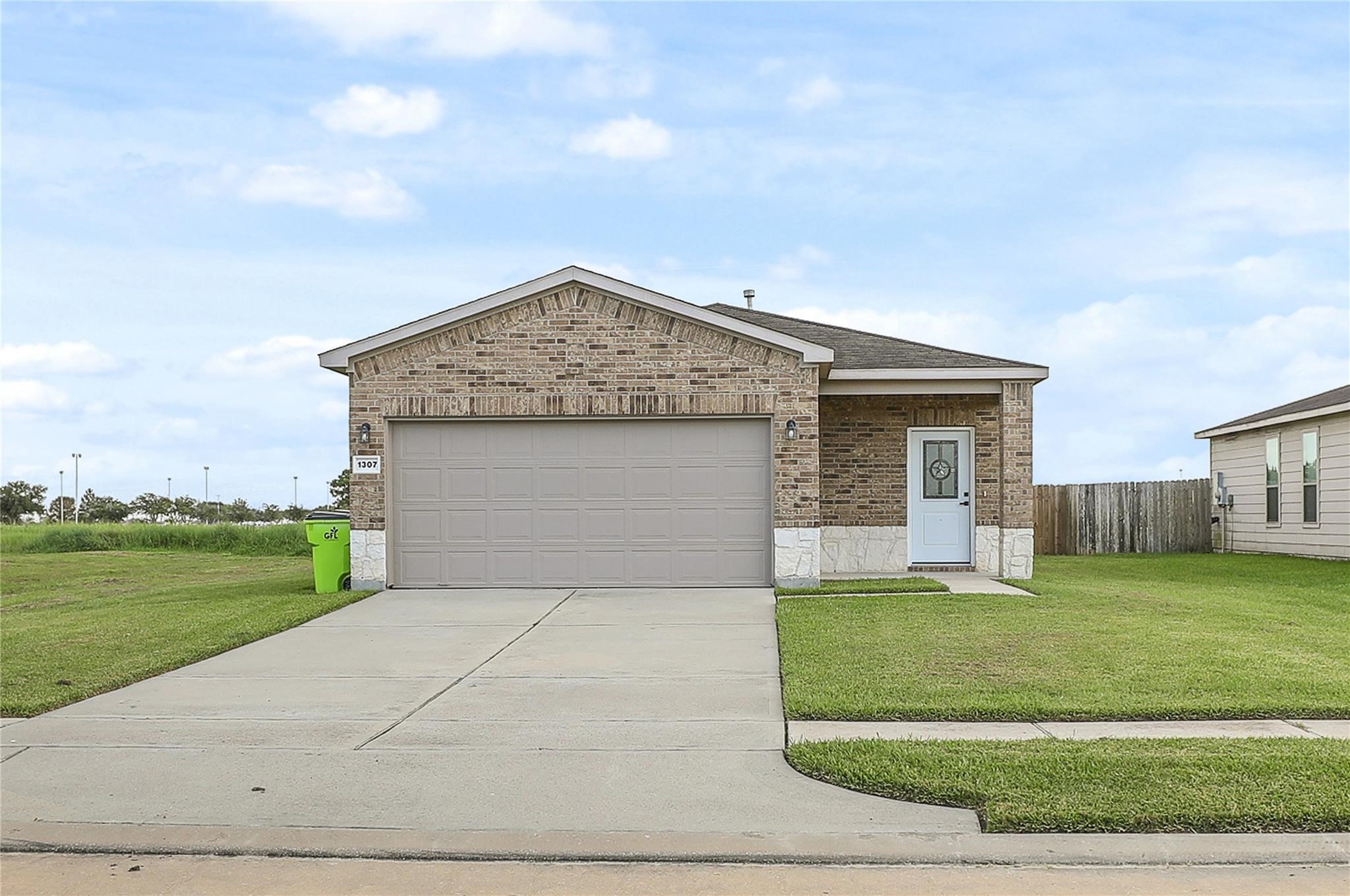 1307 Pease River Lane Rosenberg TX 77471