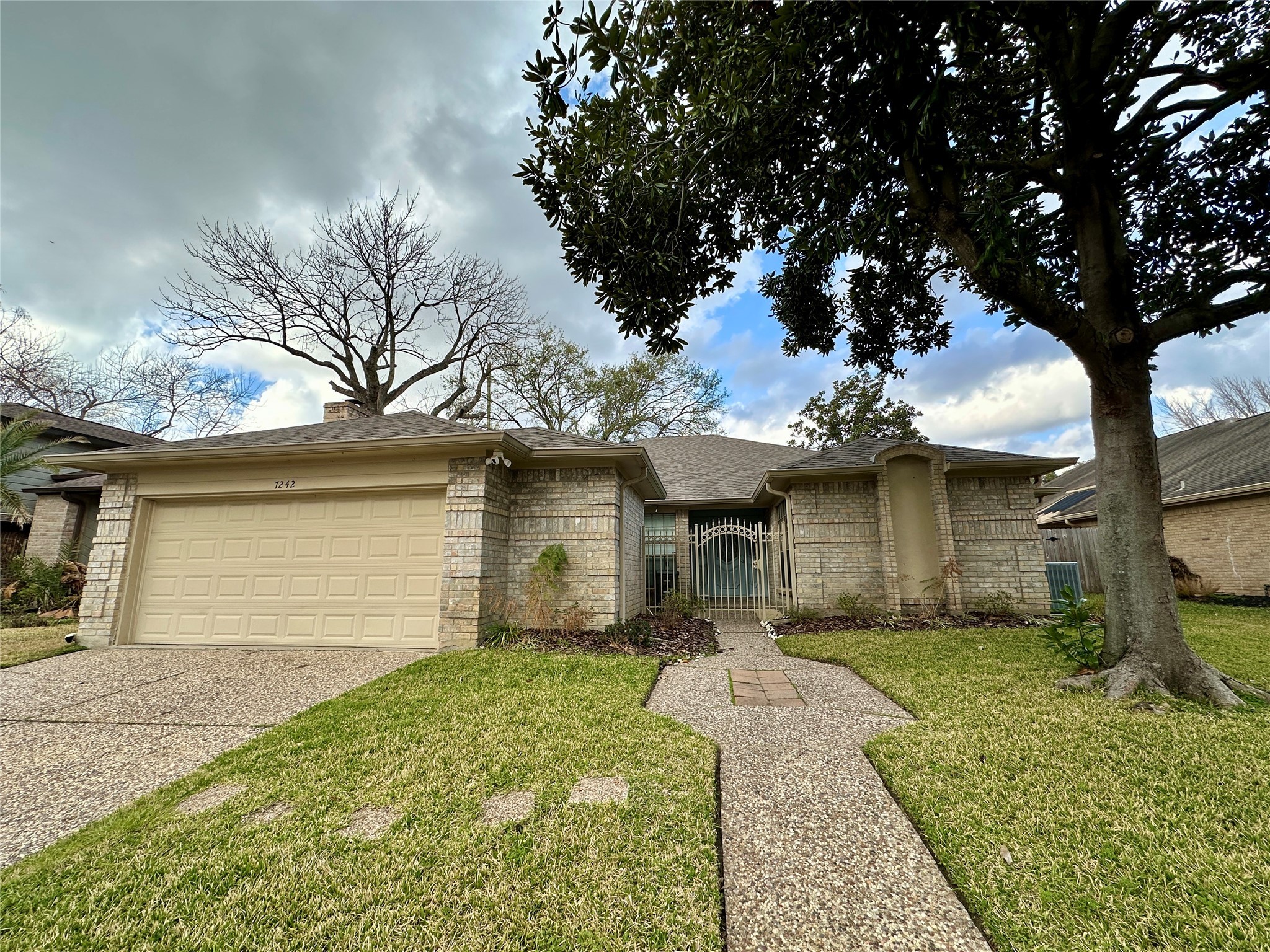 7242 N Hearthstone Green Drive Houston TX 77095