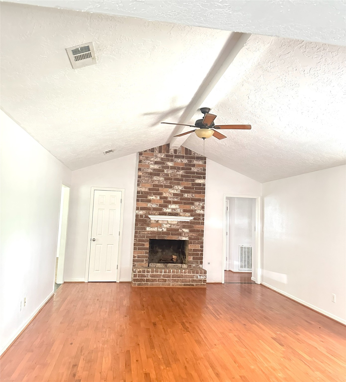 11846 Amblewood Drive Meadows Place TX 77477