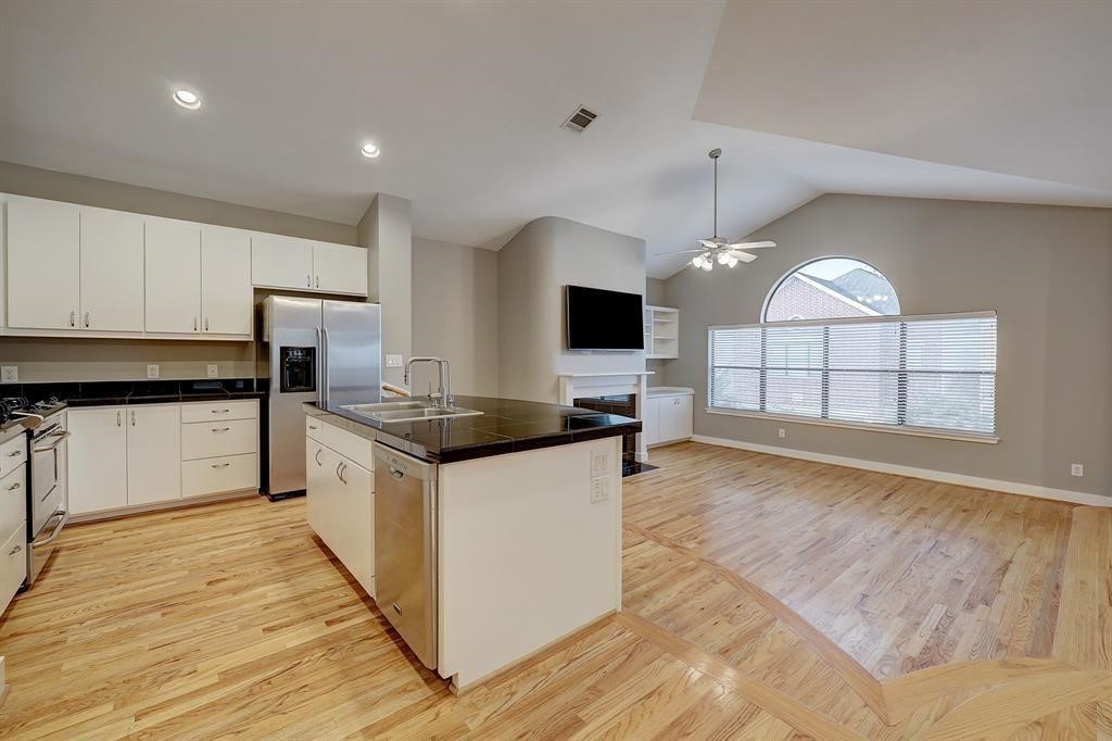 9805 Riddlelink Houston TX 77025