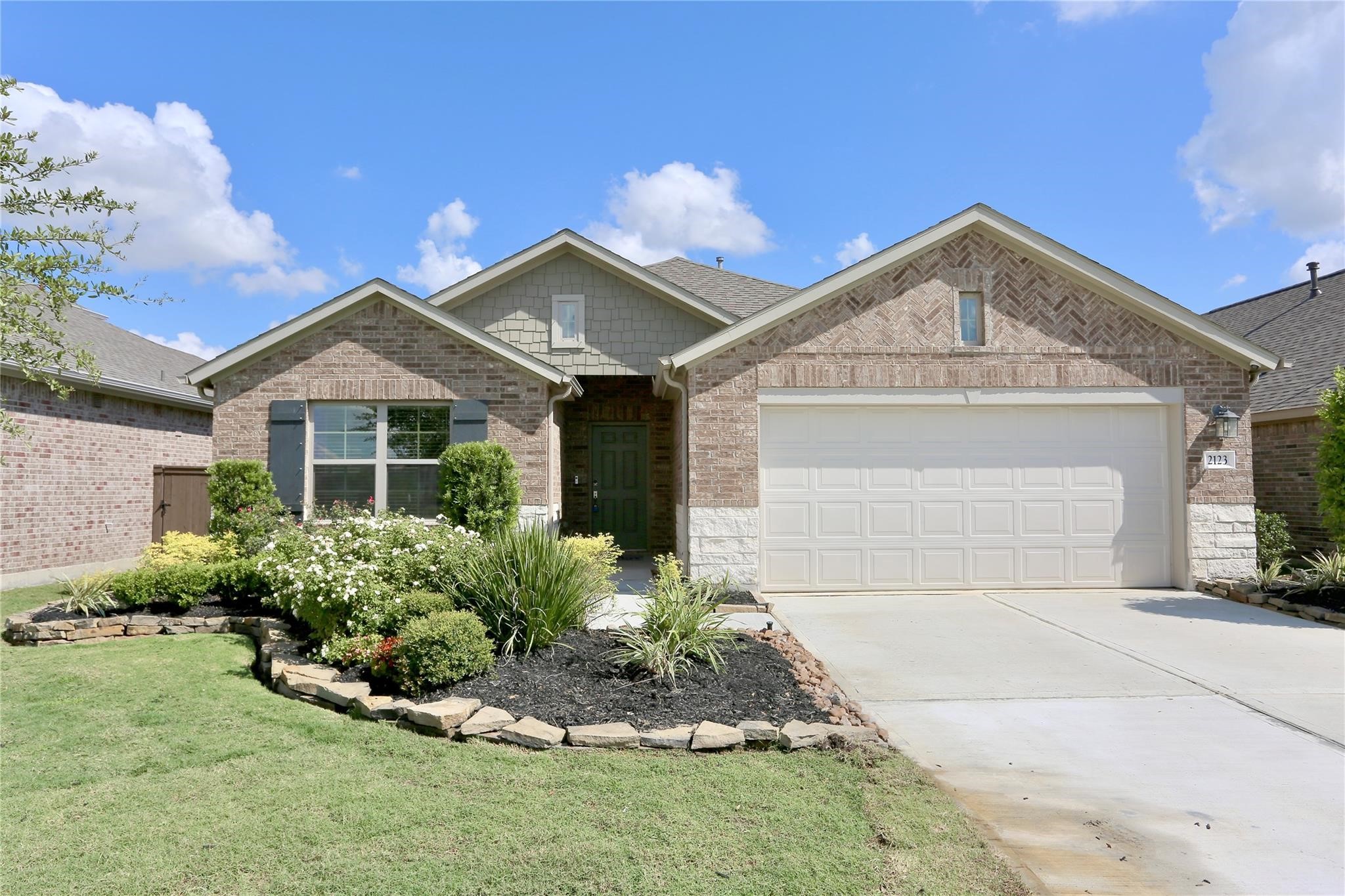 2123 Santa Ana Way Baytown TX 77523