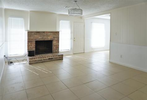 938 Greatwood Drive Houston TX 77013