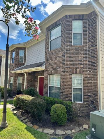 2029 Kemah Village Drive Kemah TX 77565
