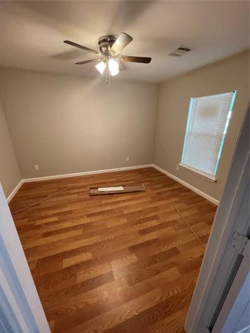 5962 Beldart Street Houston TX 77033
