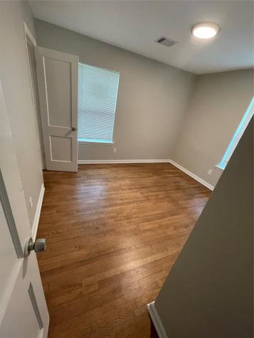 5962 Beldart Street Houston TX 77033