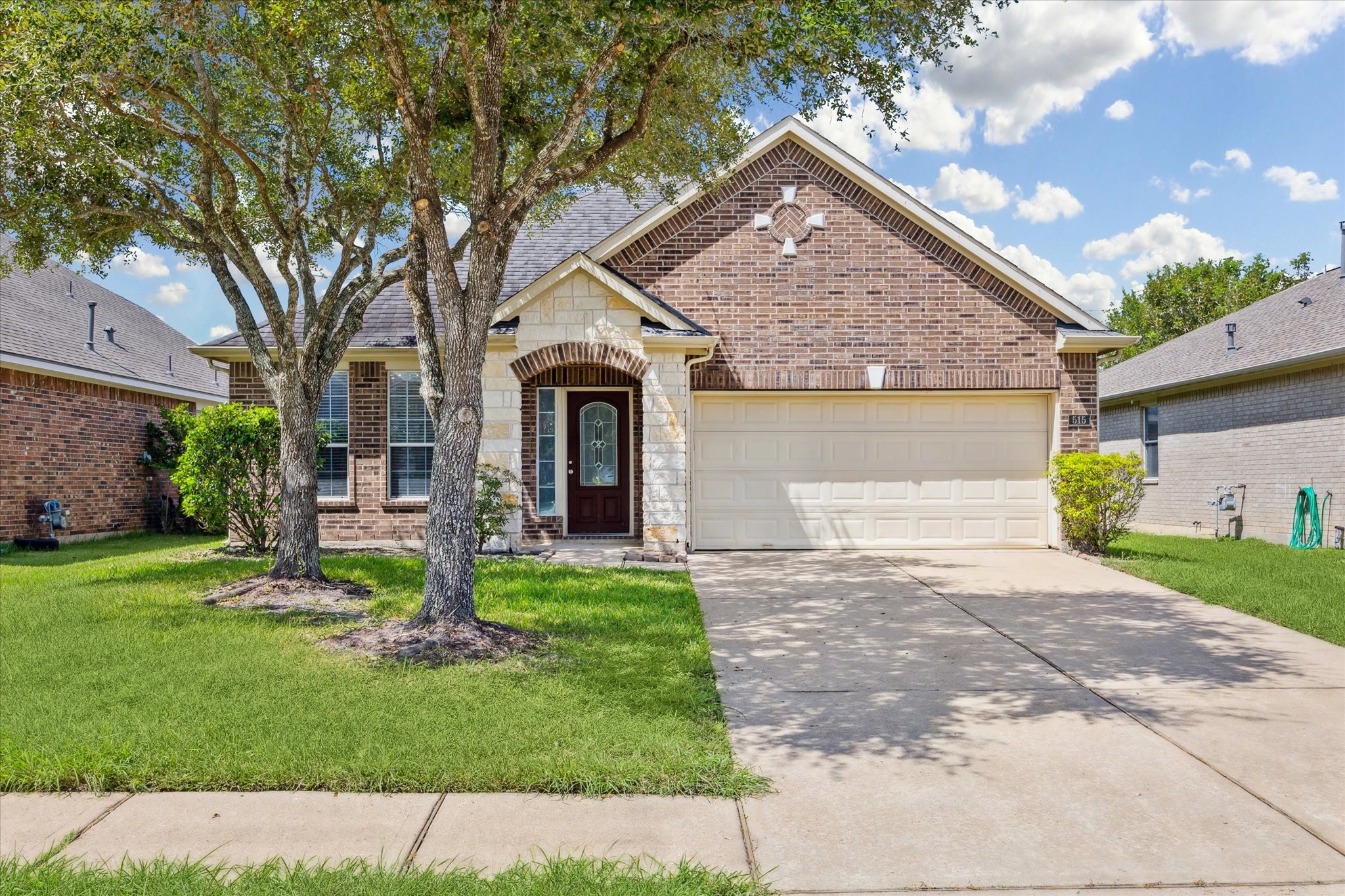 515 Burham Lane League City TX 77573