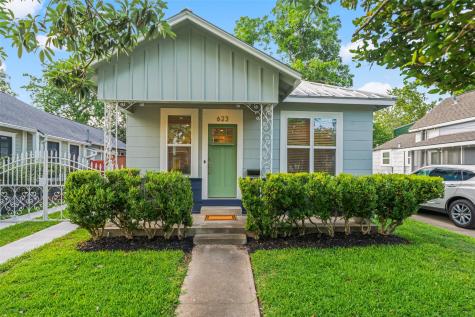 623 E 12th 1/2 Street Houston TX 77008