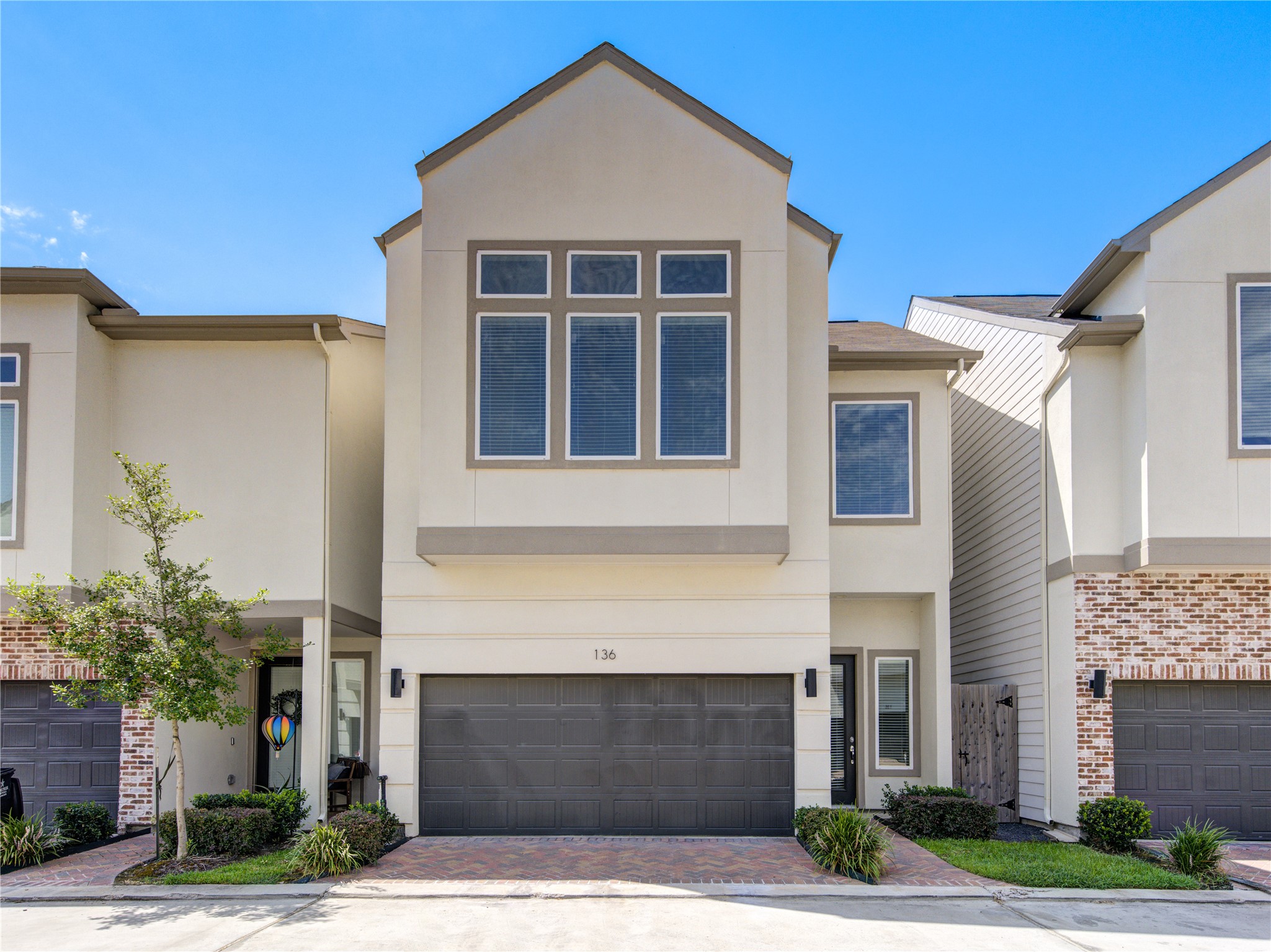 136 Knightsbridge Park Lane Houston TX 77018