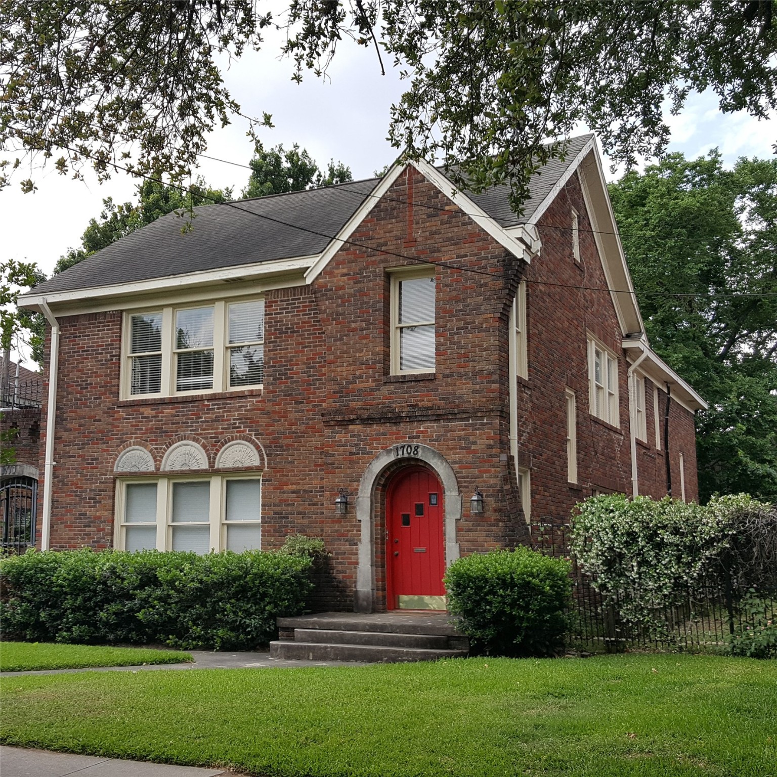 1710 Rosedale Street Houston TX 77004