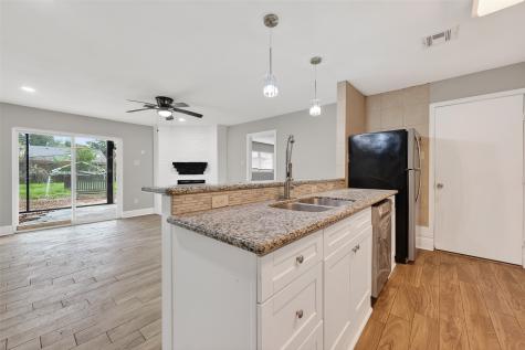 11107 Cedarview Lane Houston TX 77041