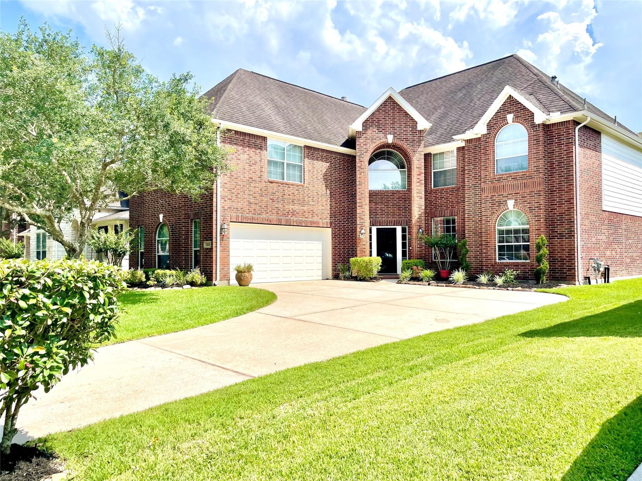 2520 Garnetfield Lane Friendswood TX 77546