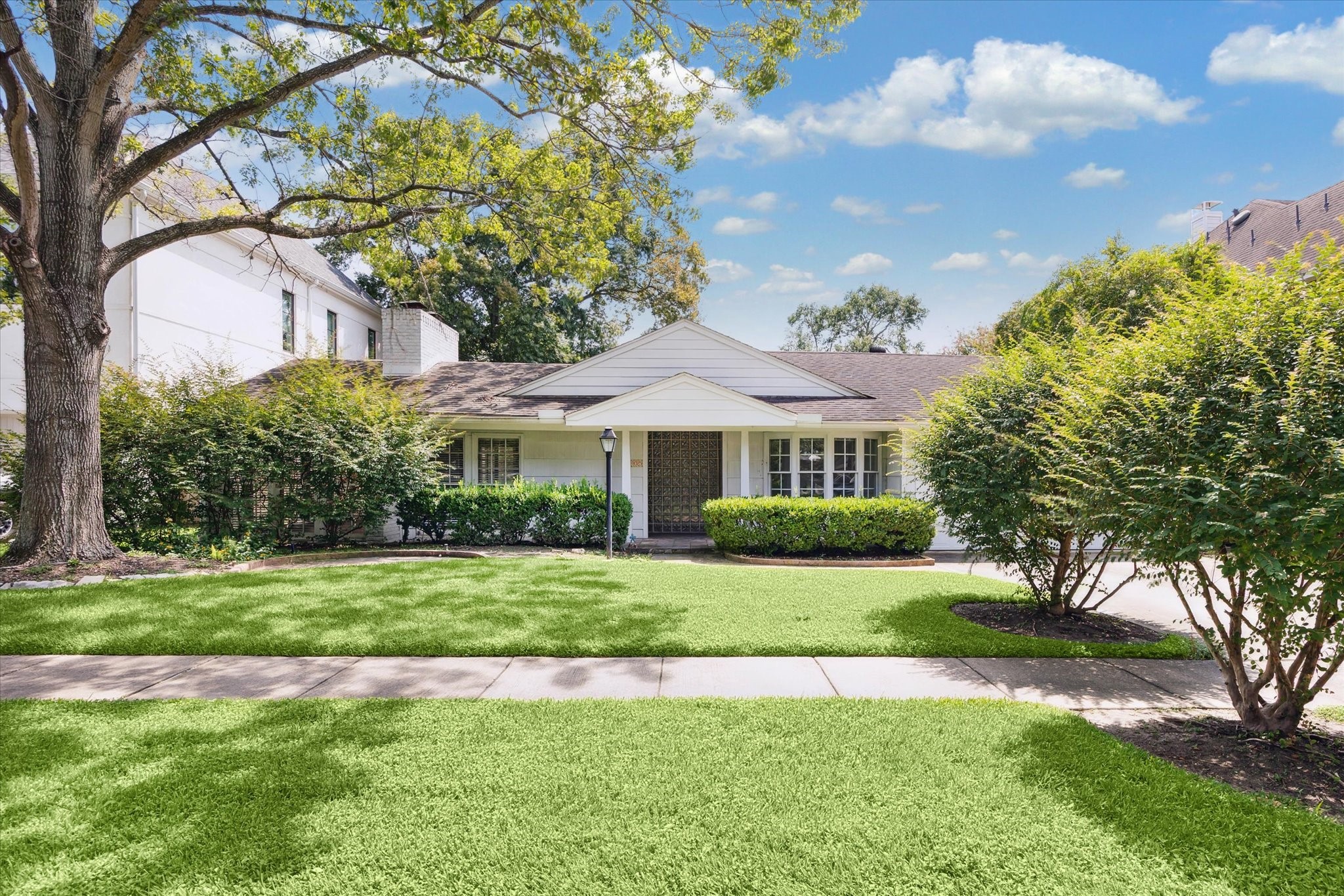 4025 Essex Lane Houston TX 77027