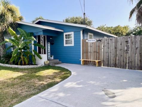 2623 57th Street Galveston TX 77551