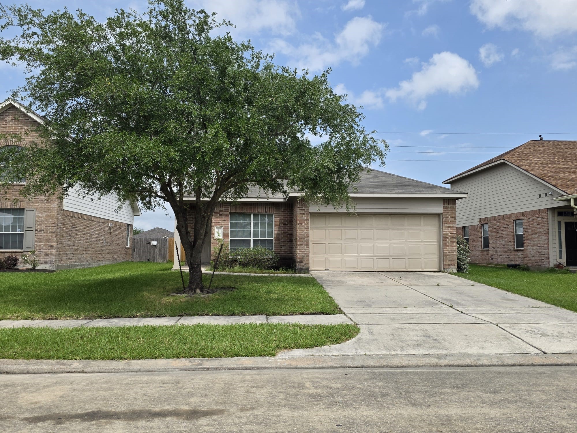 2026 Makenna Lane Houston TX 77049