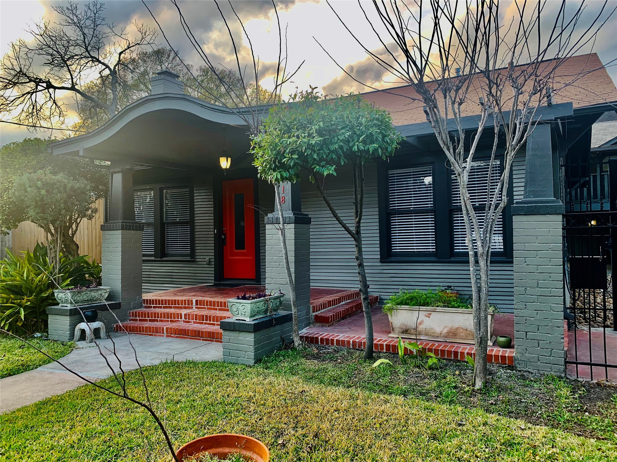 1518 Indiana Street Houston TX 77006