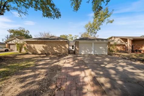 1426 Twining Oaks Lane Missouri City TX 77489