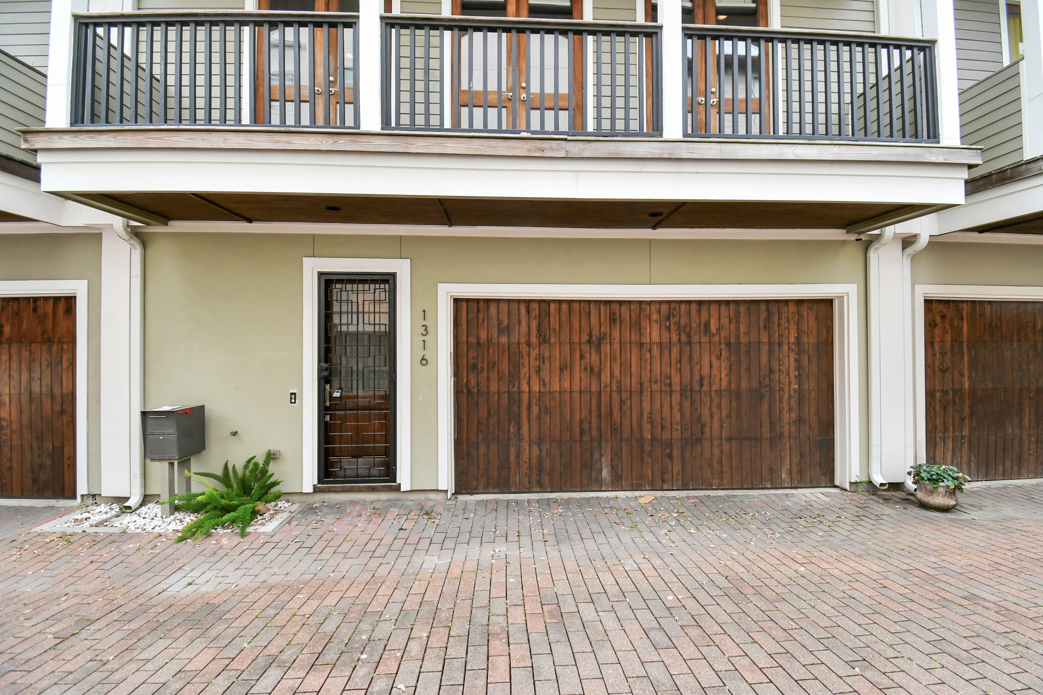 1316 Stanford Street Houston TX 77019