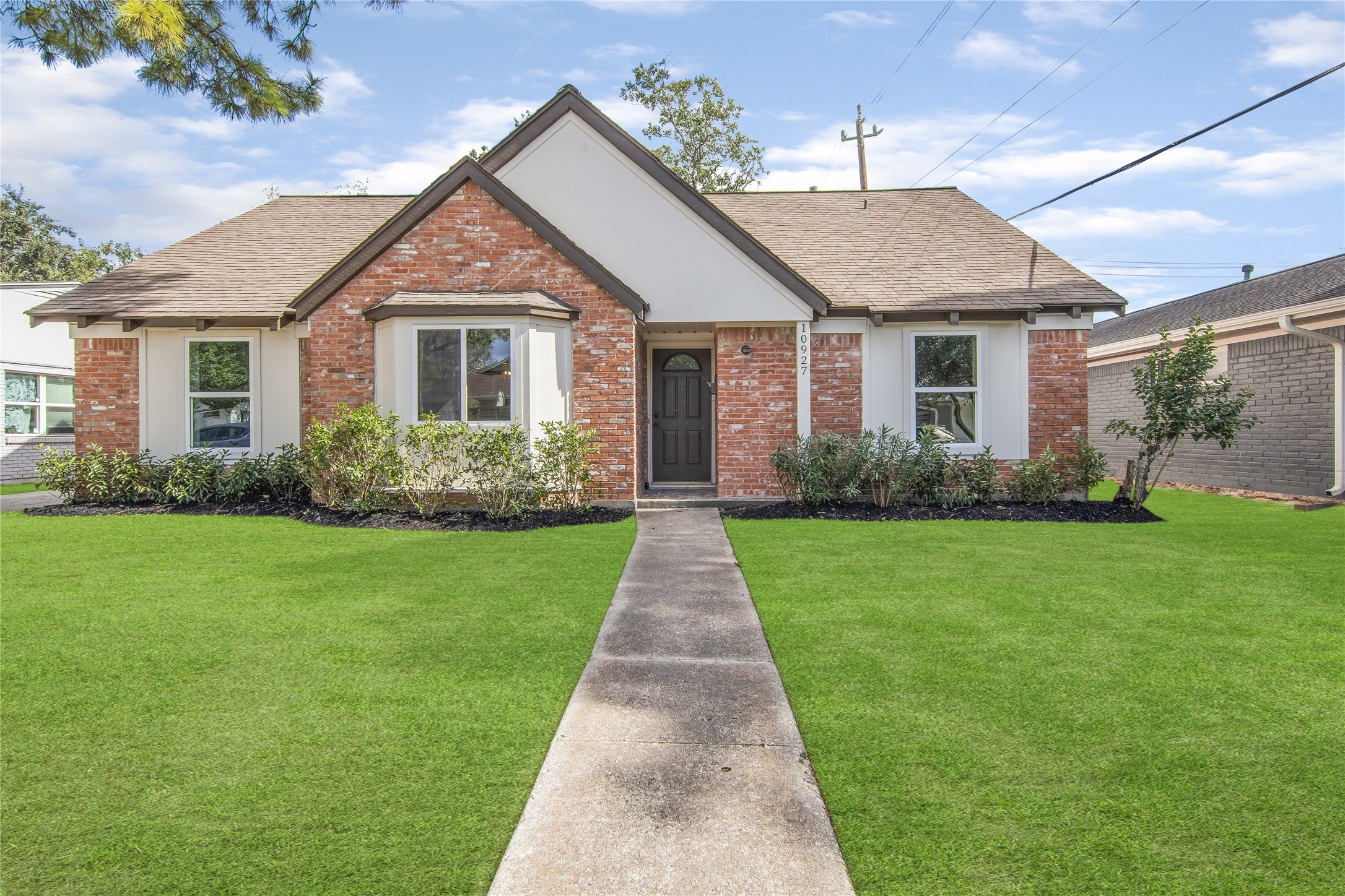 10927 Doud Street Houston TX 77035