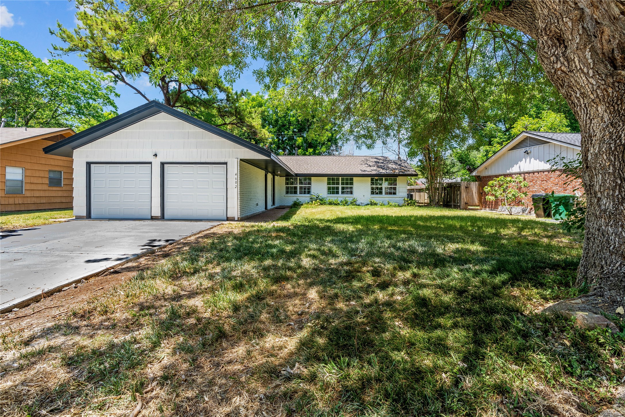 4602 Hummingbird Street Houston TX 77035
