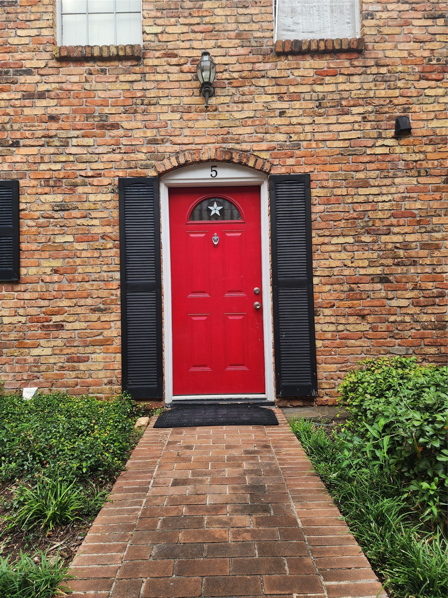 2710 Briarhurst Drive 5 Houston TX 77057
