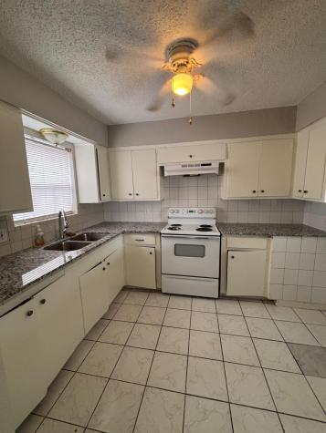 2710 Briarhurst Drive 5 Houston TX 77057