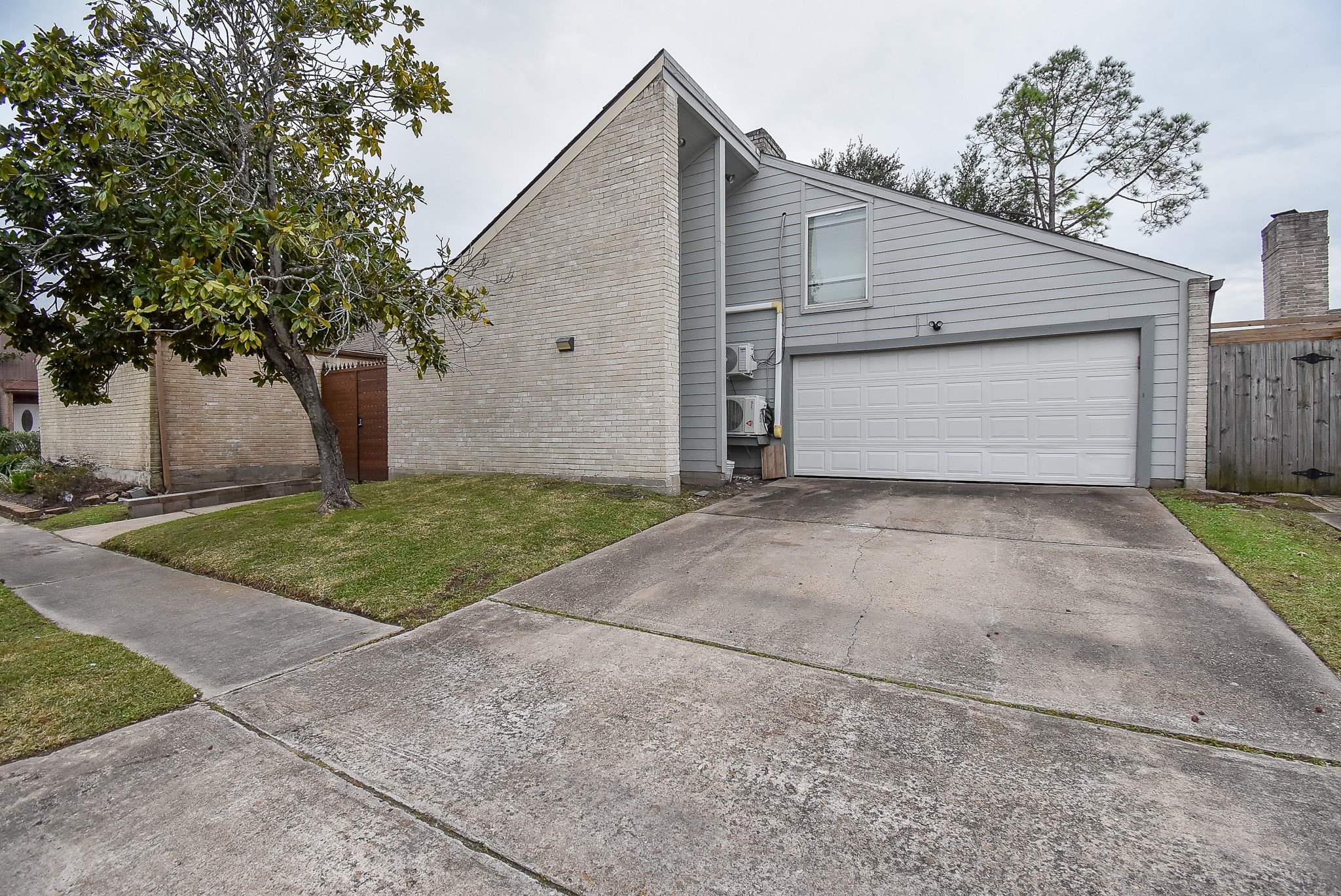 7631 Hopewell Lane Houston TX 77071