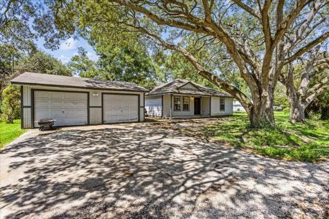 11903 22nd Street Santa Fe TX 77510