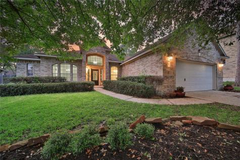 27 W Prairie Dawn Circle Conroe TX 77385