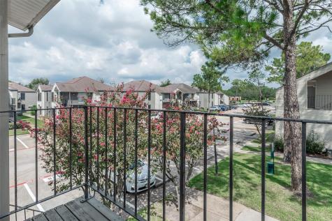 1111 W Main Street 3803 League City TX 77573
