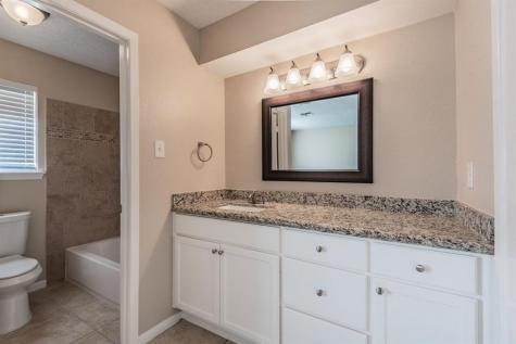 11623 Barwood Bend Drive Houston TX 77065