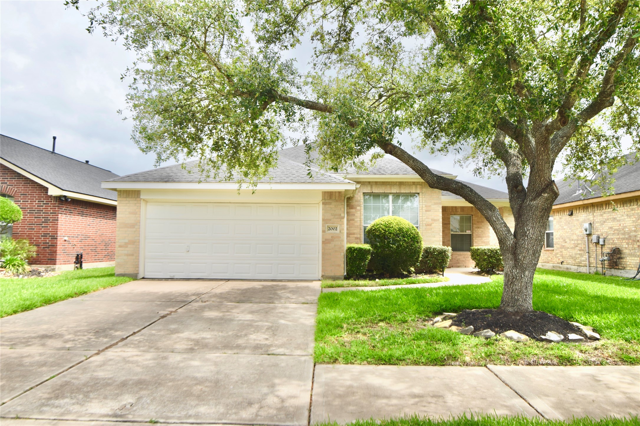 2002 Lansing Cove Drive Fresno TX 77545