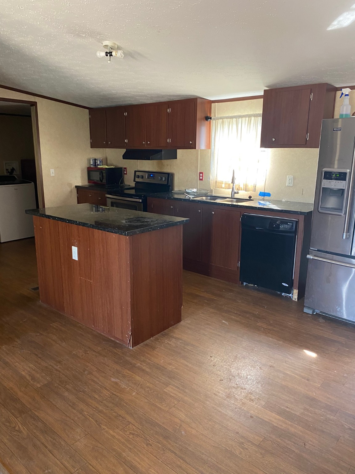 512 Jordan Avenue Cleveland TX 77327
