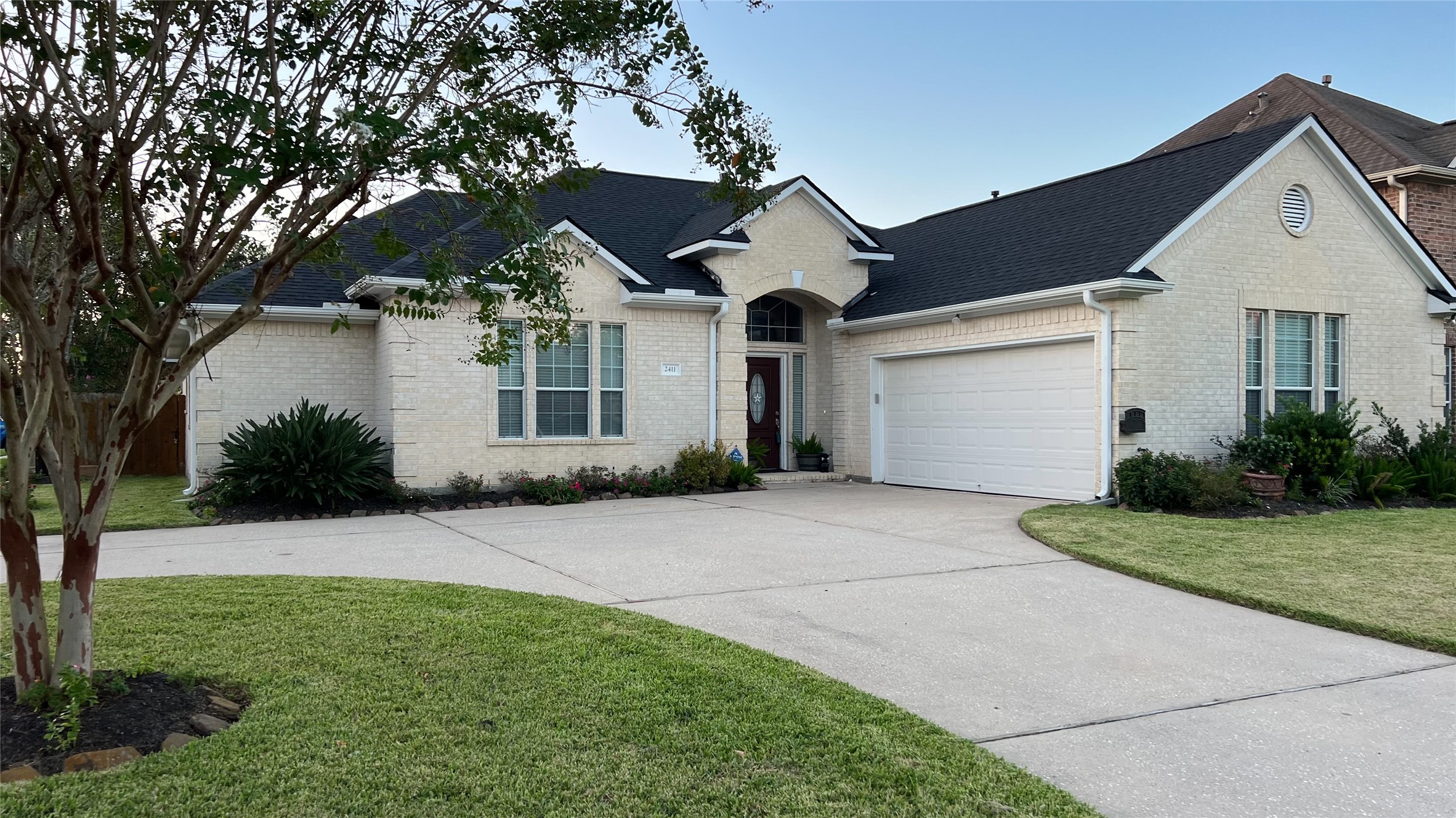 2411 Kilgarney Keep Street Dickinson TX 77539