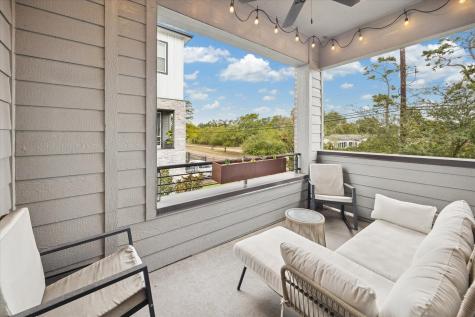 1055 Timbergrove Yards Lane Houston TX 77008