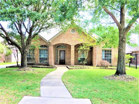 419 Wellington Point Houston TX 77094