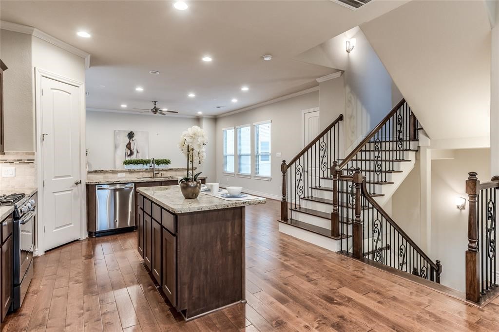 1614 Parker Street Houston TX 77007