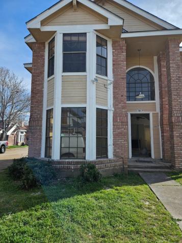 13817 Trumpetvine Street Houston TX 77083