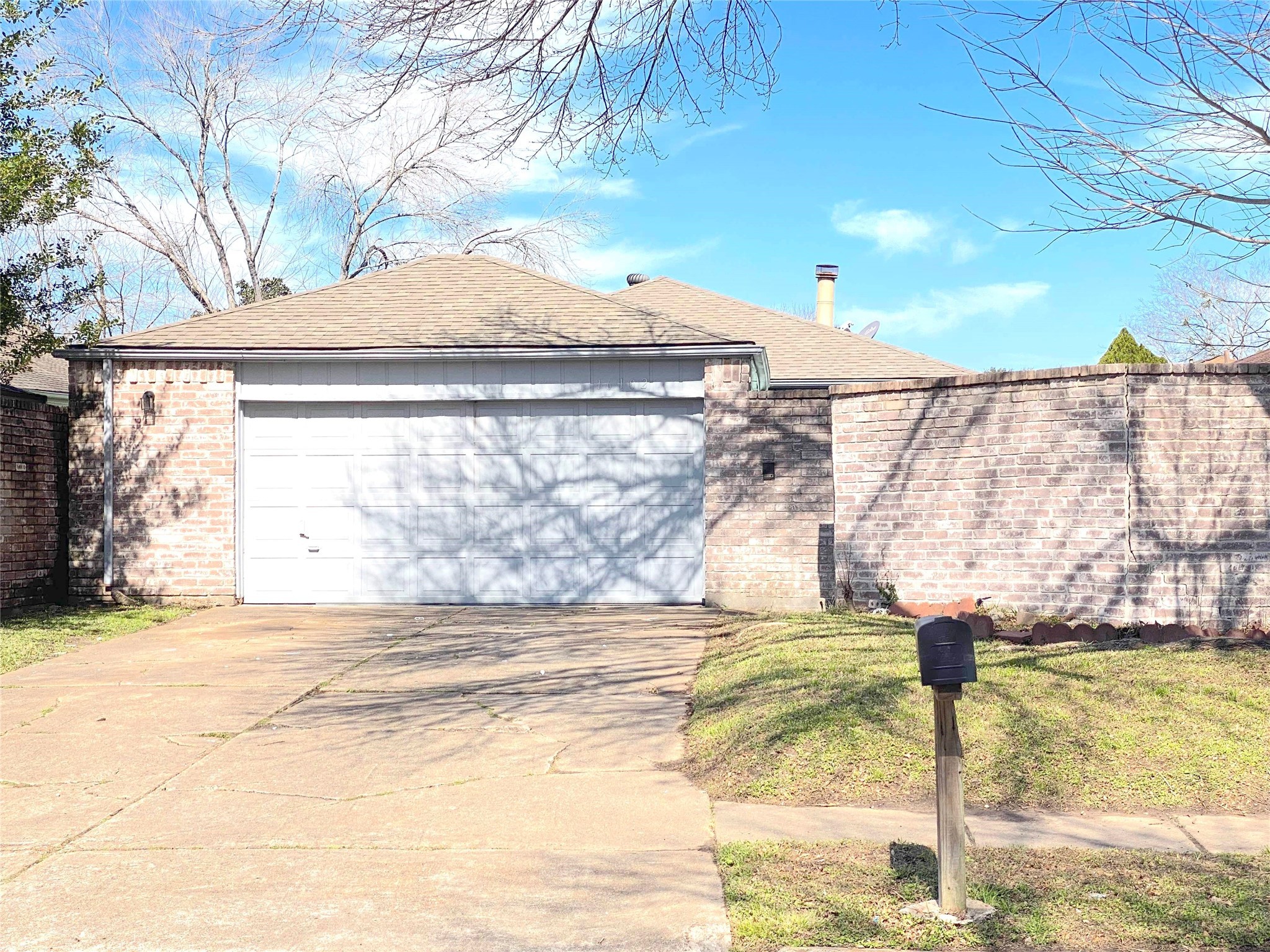 16102 Ridgegreen Drive Houston TX 77082