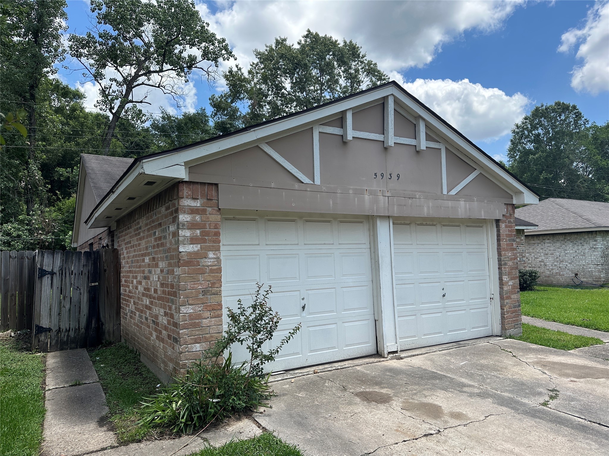 5939 Crooked Post Road Spring TX 77373