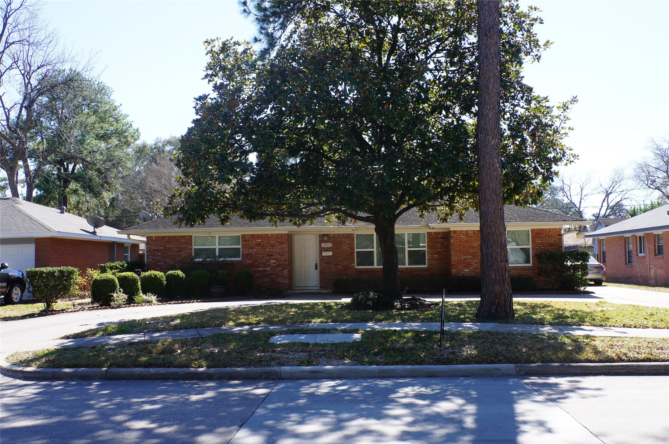 9905 Westview Drive Houston TX 77055