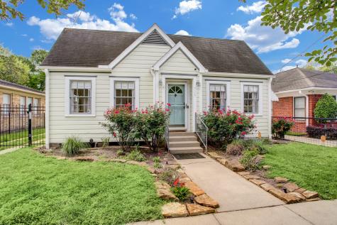 928 Ridge Street Houston TX 77009