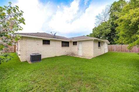 16327 Edgemont Drive Houston TX 77053