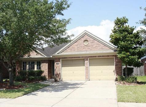 2920 Emerald Brook Lane Pearland TX 77584