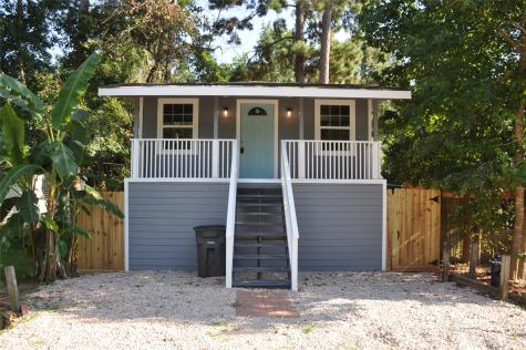 926 Queenswood Montgomery TX 77316