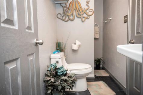1015 11 Street Galveston TX 77550
