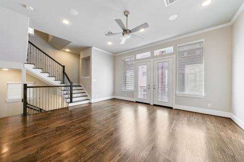5521 Larkin Street C Houston TX 77007