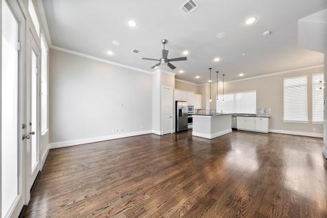 5521 Larkin Street C Houston TX 77007