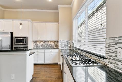 5521 Larkin Street C Houston TX 77007